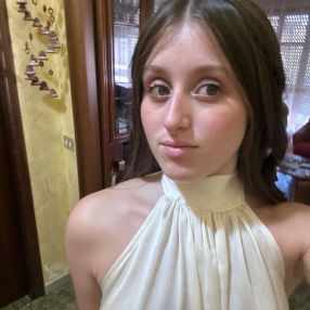 Alessia, Babysitter a Soverato