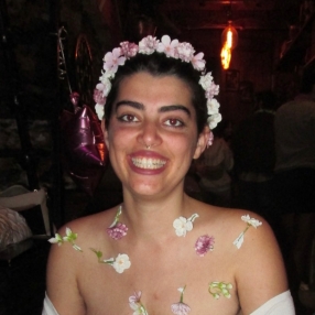 Elena Sofia, Babysitter in Varazze