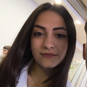 Giulia, Babysitter in Carlentini