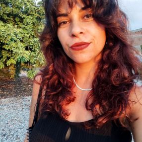 Valentina, Babysitter a Milazzo