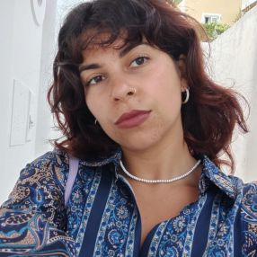 Valentina, Babysitter a Milazzo