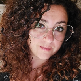 Saveria, Babysitter a Provincia di Parma