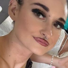Miriam, Babysitter a Latiano