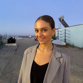 Arianna, Babysitter a Civitanova Marche