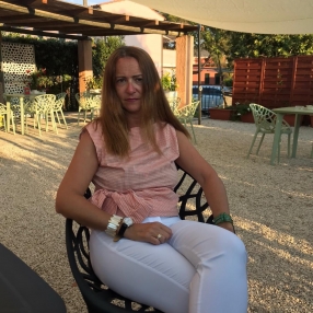 Elena, Babysitter a Gossolengo