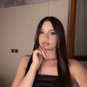 Sofia, Babysitter in Novi di Modena