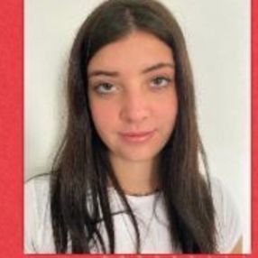 Giada, Babysitter a Provincia di Siena