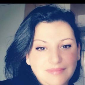 Marinella, Babysitter in Canzo