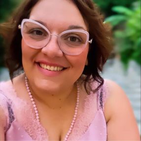 Veronica, Babysitter a Caltagirone