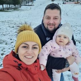 Larisa, Famiglia a Rimini