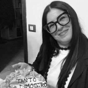 Laura, Babysitter a Tolentino