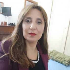 Lucia, Babysitter in Martano