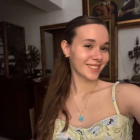 Andrea, Babysitter a Priolo Gargallo