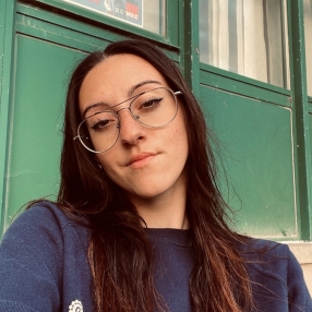 Sara Gloria, Babysitter a Rosignano Solvay