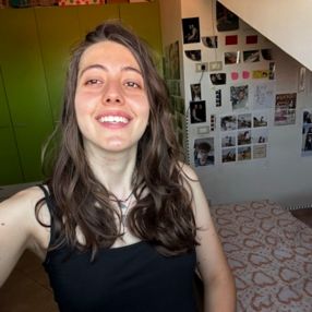 Michela, Babysitter a Orsogna