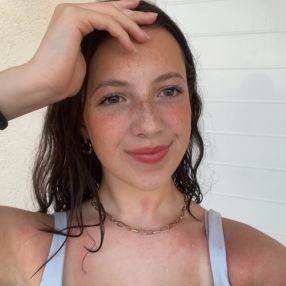 Celeste, Babysitter a Pollone