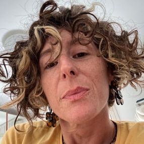 Elisa, Famiglia a Rimini