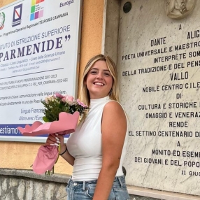 Alisya, Babysitter a Marina di Camerota