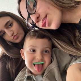 Drita, Babysitter a Gorlago