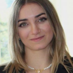 Isabella, Babysitter a Grottammare