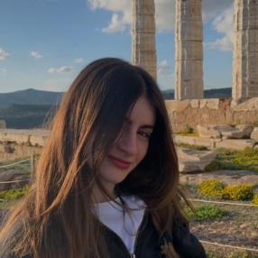 Arianna, Babysitter a Missagliola