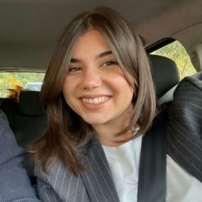 Francesca, Babysitter a Gravina di Catania
