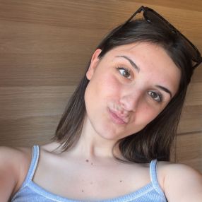 Elisa, Babysitter a Masone