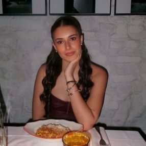 Yasmin, Babysitter in Treviglio