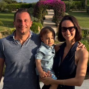 Debora, Famiglia a Firenze