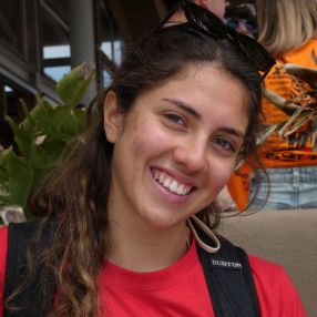 Giorgia, Babysitter a Tremestieri Etneo