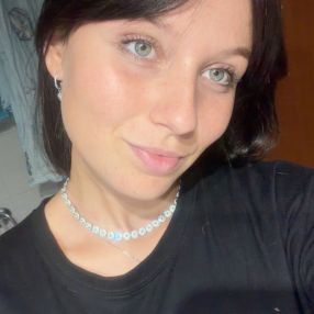 Giulia, Babysitter a Solbiate Olona