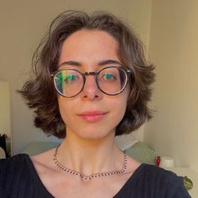 Anastasia, Babysitter a Modica