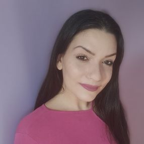 Chiara, Babysitter a Calcinato