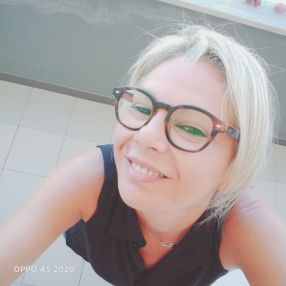 Elisa, Babysitter a Mola di Bari