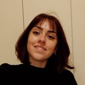 Elena, Babysitter a Piana del Sole