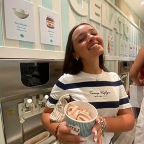 Lara, Babysitter a Vigonza