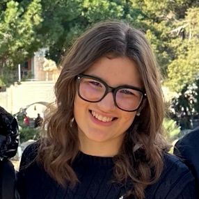 Veronica, Babysitter a Rossano Veneto