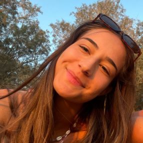 Rebecca, Babysitter a Credera Rubbiano