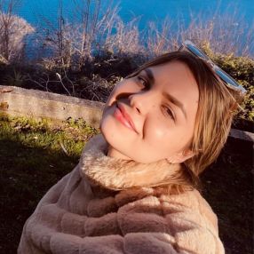 Luiza, Babysitter in Asti
