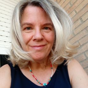 ANN, Babysitter a Cernusco Lombardone