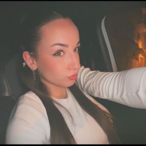 Enza, Babysitter a Ravanusa