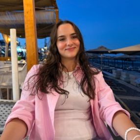 Angelica, Babysitter a Pontenure