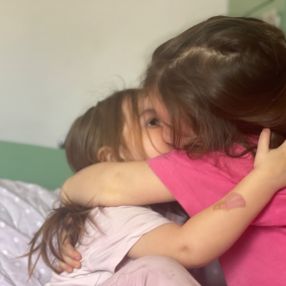 Giulia, Babysitter a Faenza