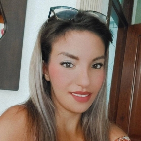 Chiara, Babysitter a Racalmuto