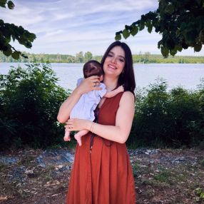 Valentina, Famiglia a Garbagnate Rota