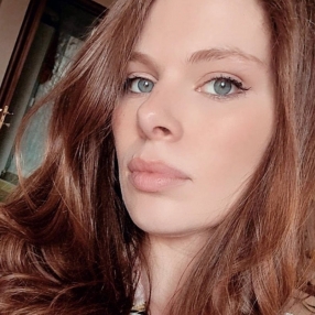 Katia, Babysitter a Città Metropolitana di Napoli