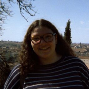 Elissar, Babysitter in Mestrino