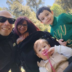 Tiziana, Famiglia a Portici