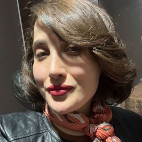 Nasim, Babysitter in Caserta