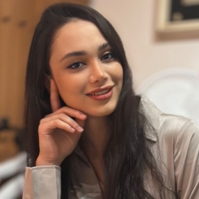 Nazanin, Babysitter in Novate Milanese